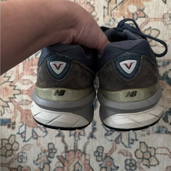 New Balance 990v5 Womens 8.5 8 1/2 B Sneaker Blue USA Made Mesh Suede Dad Shoes - Picture 3 of 6